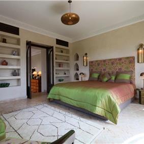 4 Bedroom Staffed Villa with Pool near Marrakech, Sleeps 8-10